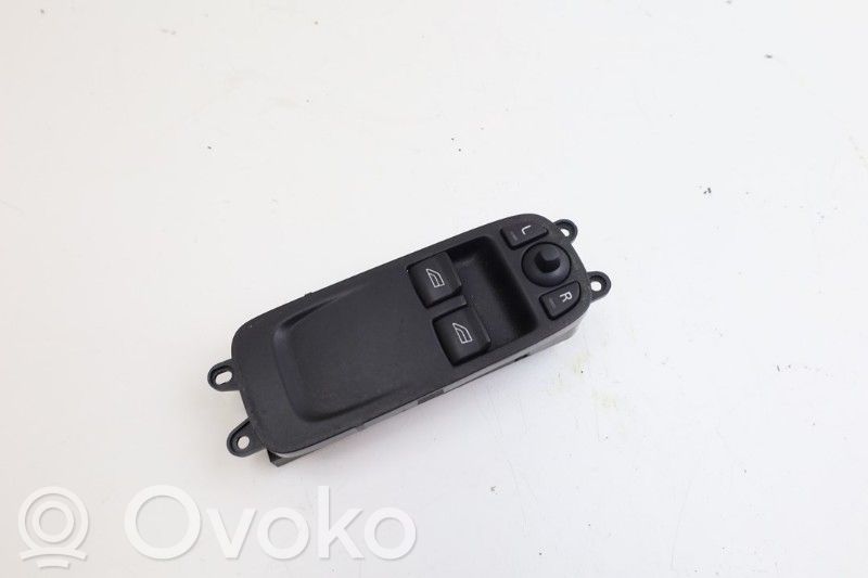 Electric window control switch   30710783,30710783