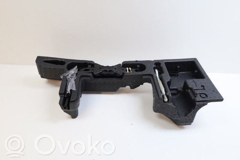 Tool set   32271061,32271061