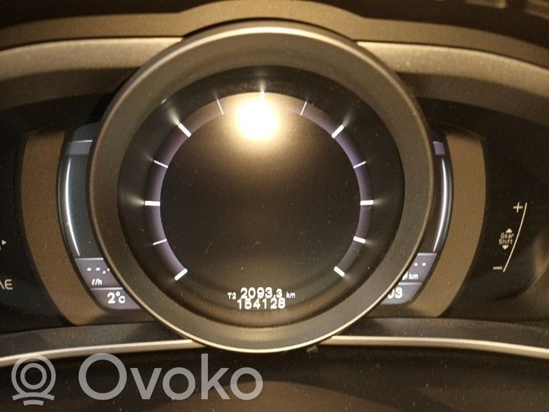 Volvo V40 Speedometer (instrument cluster) 