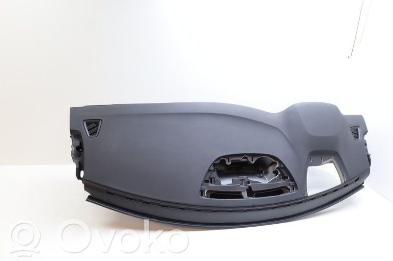 Volvo S60 Dashboard 