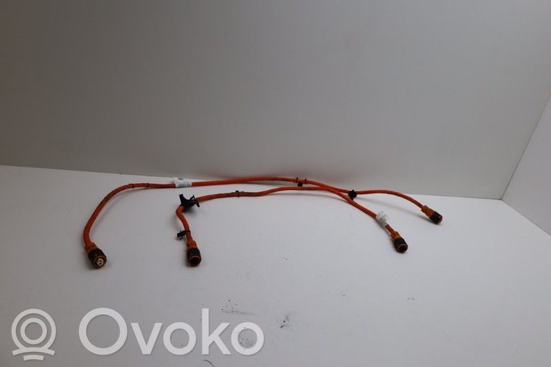 Lynk & co 01 Korkeajännitekaapeli 