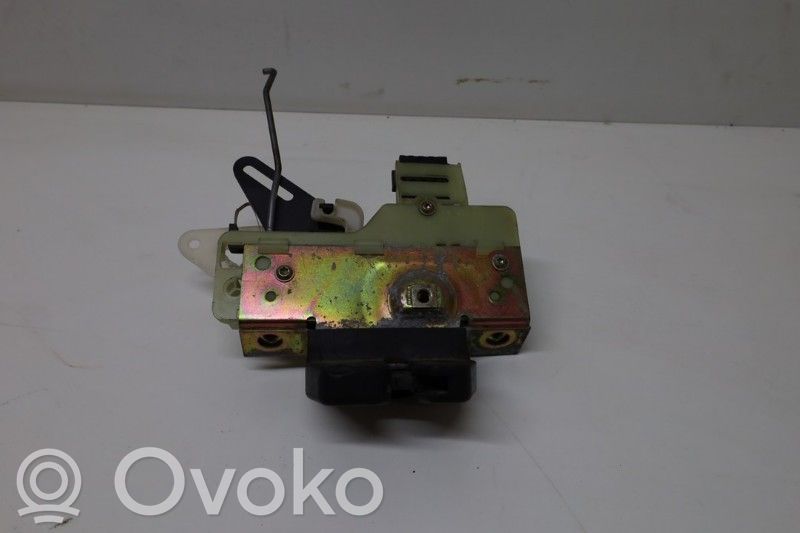 Volvo V70 Zamek klapy tylnej / bagażnika 