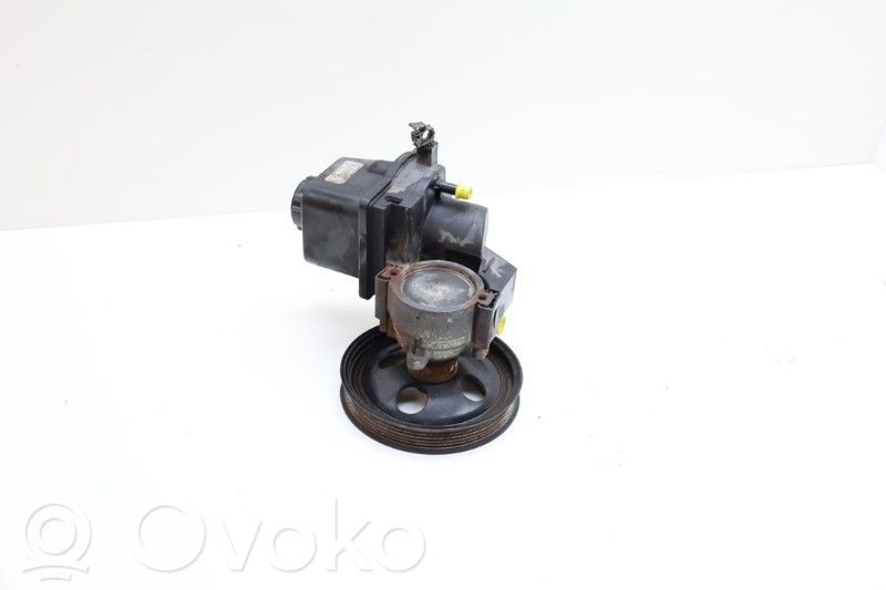 Saab 9-7X Ohjaustehostimen pumppu 