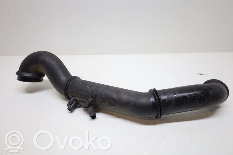 Volvo XC70 Air intake hose/pipe 