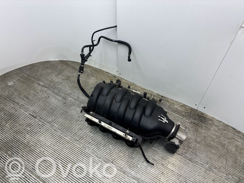 Maserati Quattroporte Kolektor ssący 