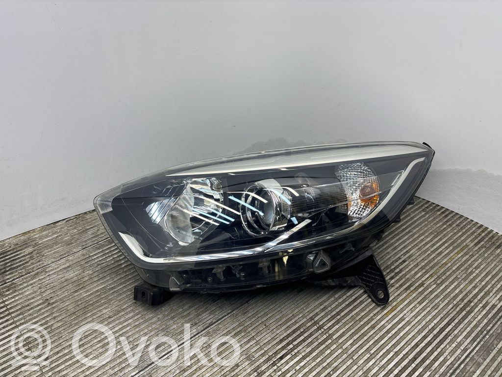 Headlight/headlamp   260603859R,01HC01HR,030128121100,S110689091205
