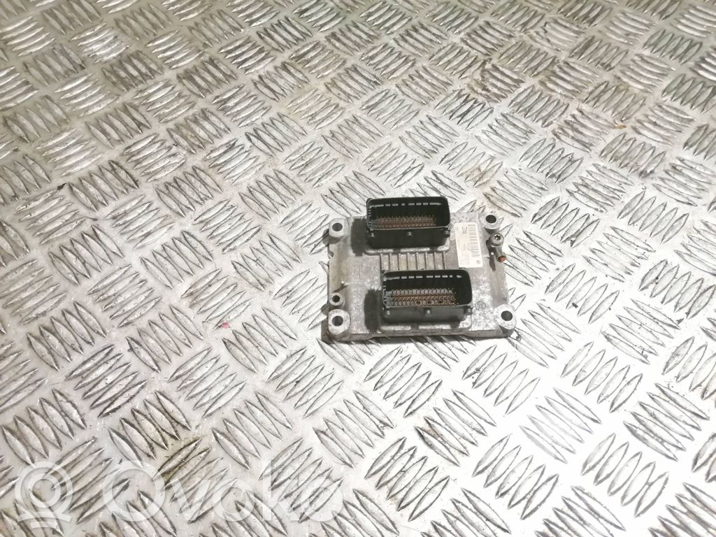 Opel Corsa D Engine control unit/module 