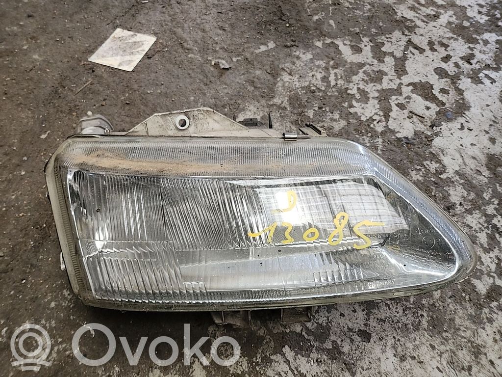 Scheinwerfer   7701038262