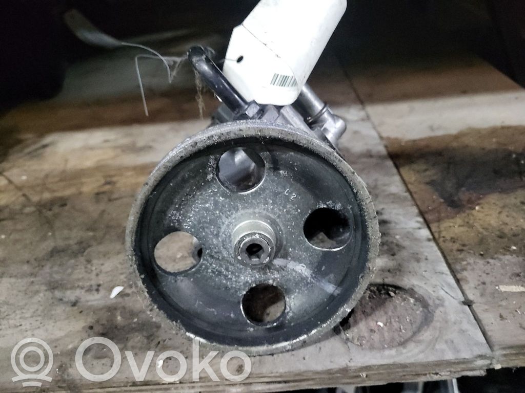 Citroen C5 Ohjaustehostimen pumppu 