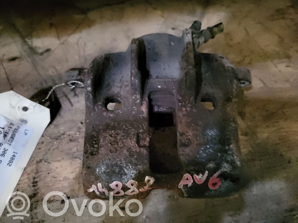 Peugeot 306 Передний суппорт 