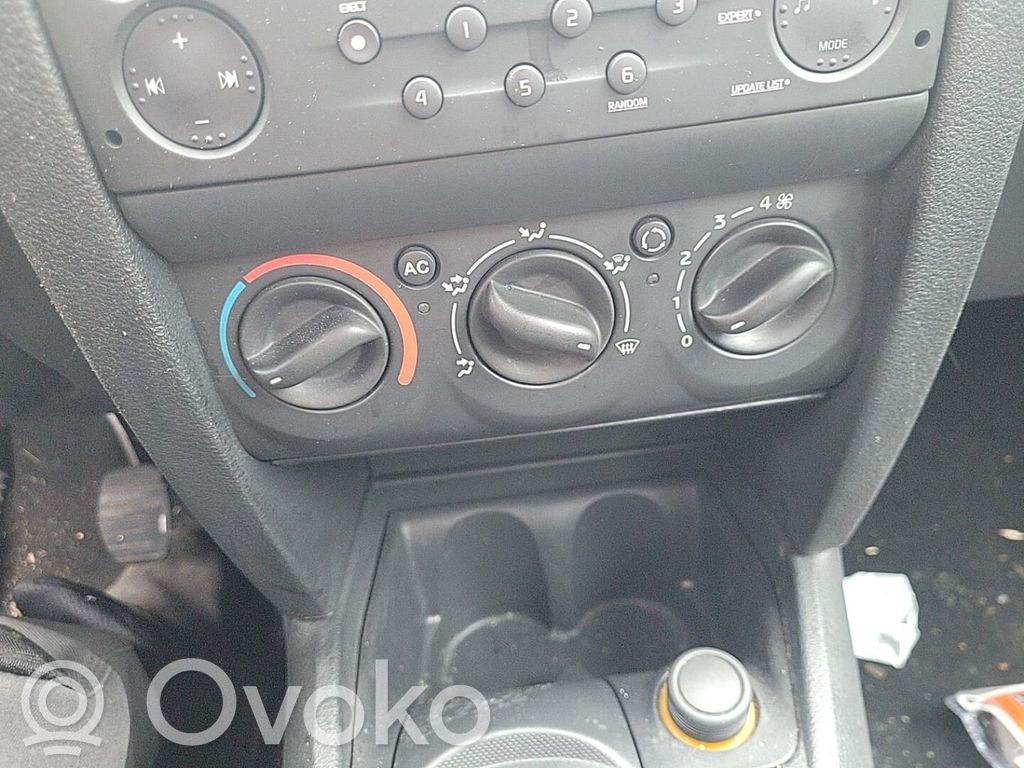 Climate control unit   7701067035