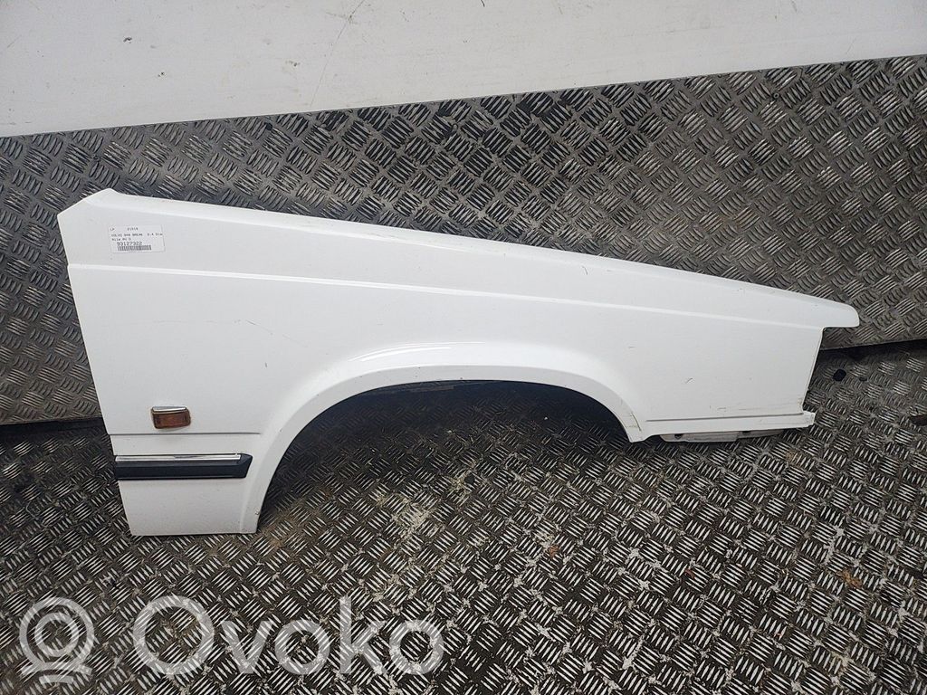 Volvo 940 Spārns 