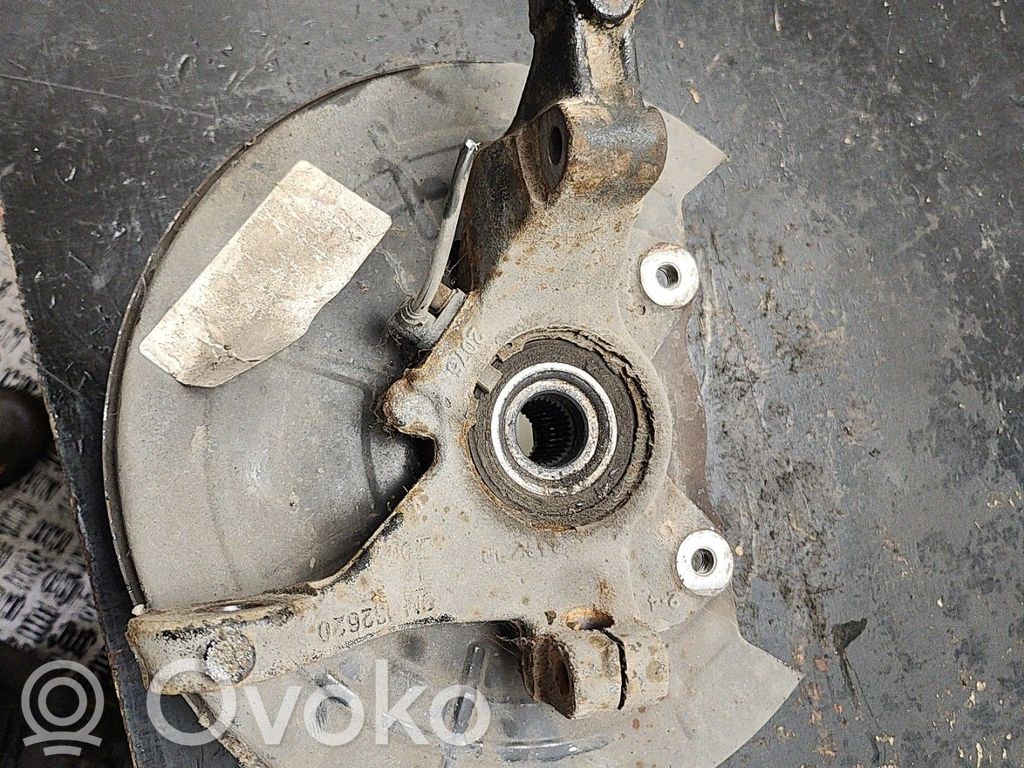 Opel Meriva B Fuzetă butuc roată față 