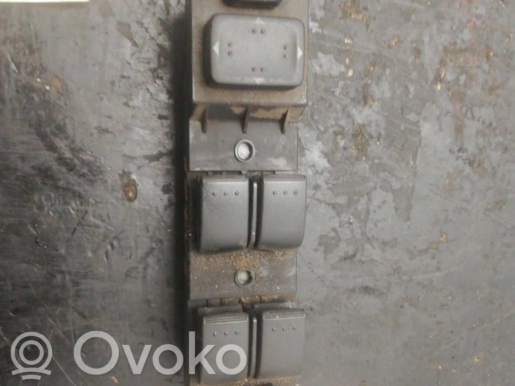 Mazda 5 Electric window control switch 
