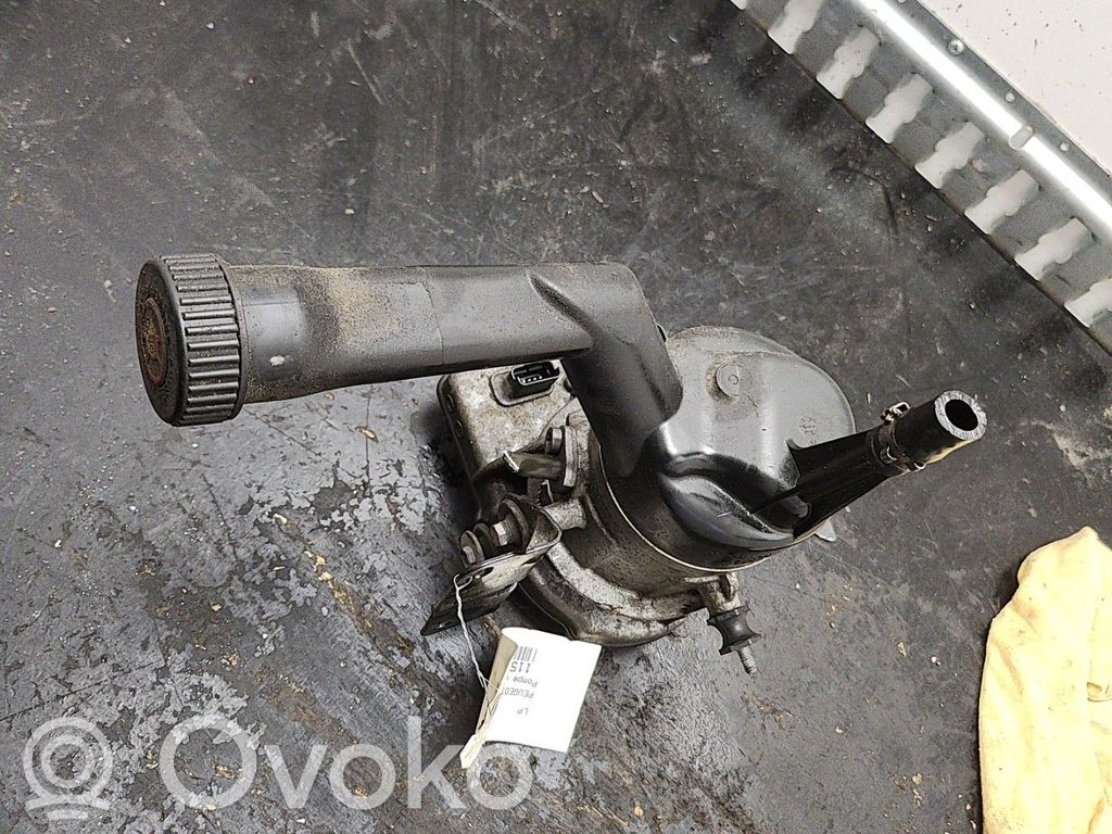 Peugeot 308 Ohjaustehostimen pumppu 