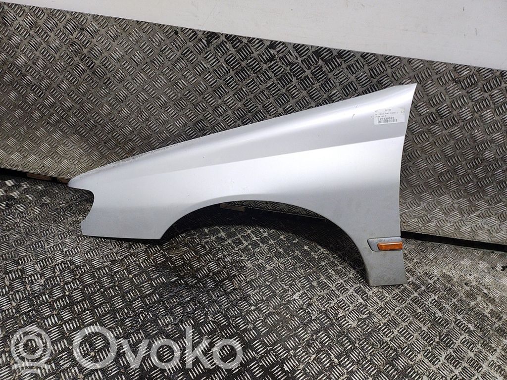 Peugeot 406 Sparnas 