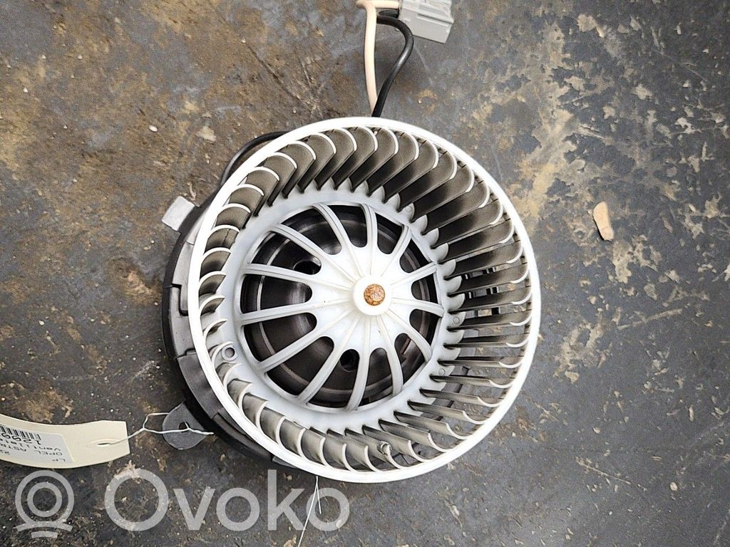 Opel Astra J Ventilator aerotermă 