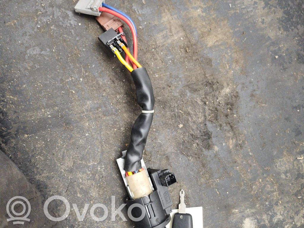 Peugeot 106 Virtalukko 