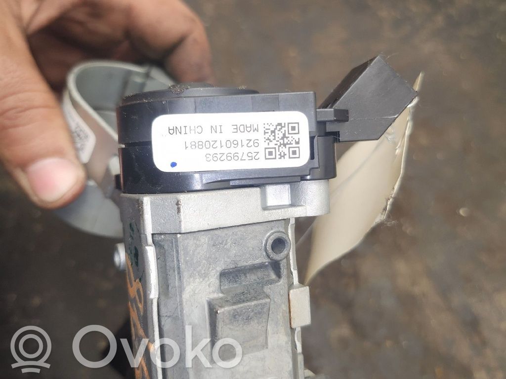 Opel Insignia A Ignition lock 