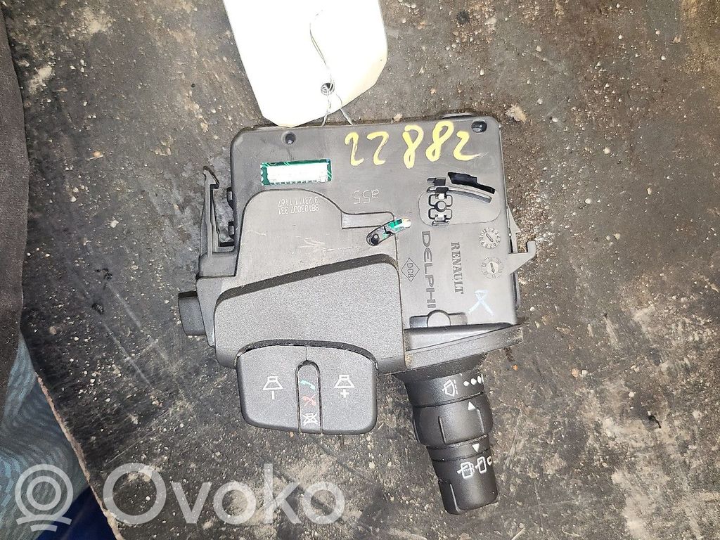 Renault Clio III Wiper control stalk 