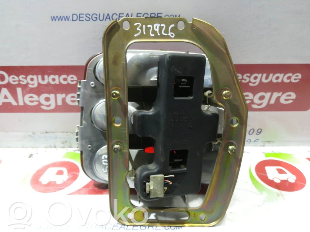 Takavalot   37210751