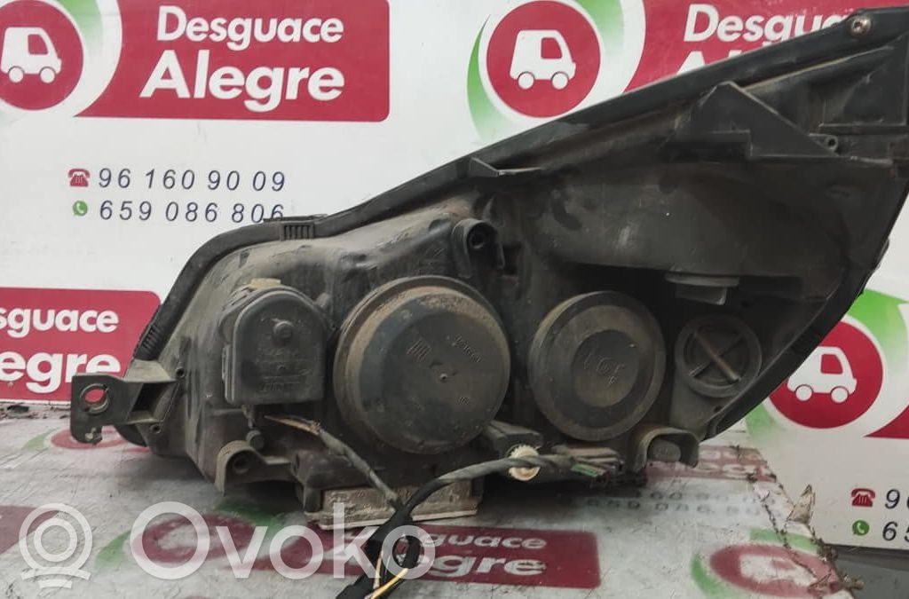 Scheinwerfer   8200006664