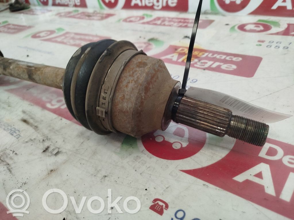 Priekinis pusašis   1S4W3B436AA