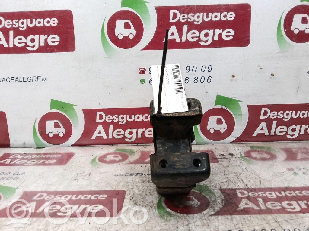 Engine mount bracket   219343K100