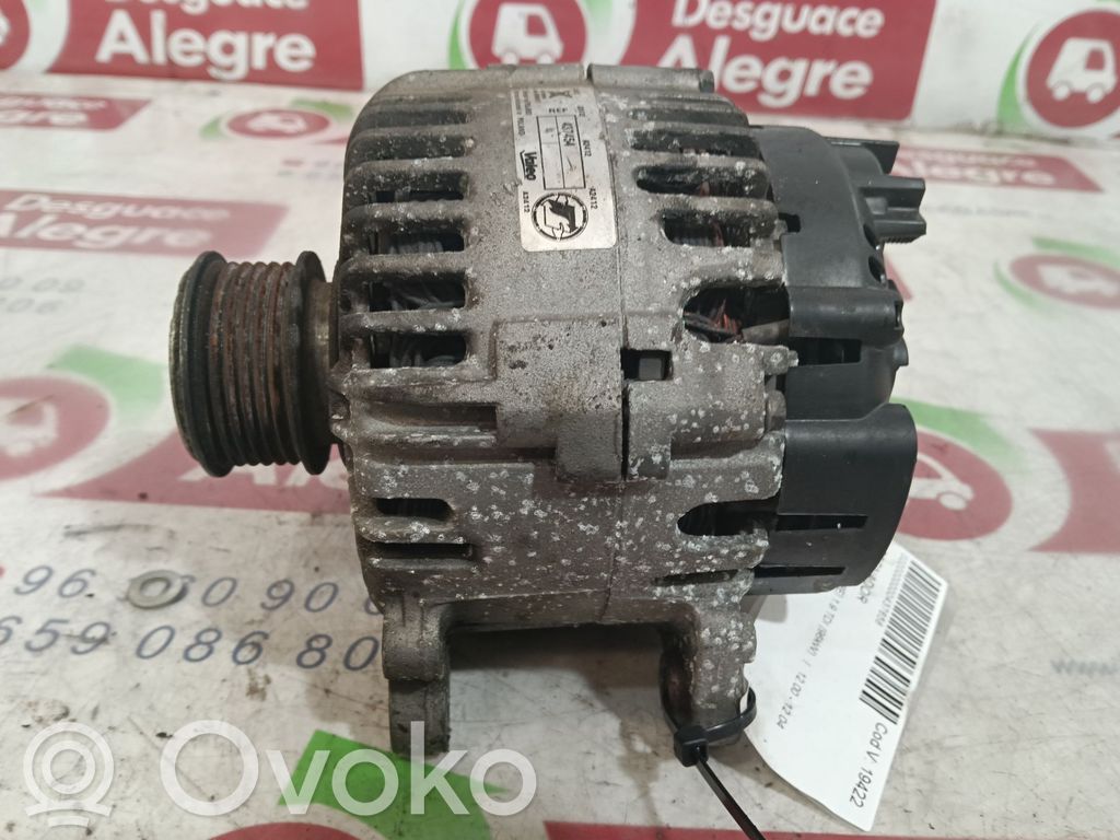 Audi A4 S4 B6 8E 8H Generatorius 