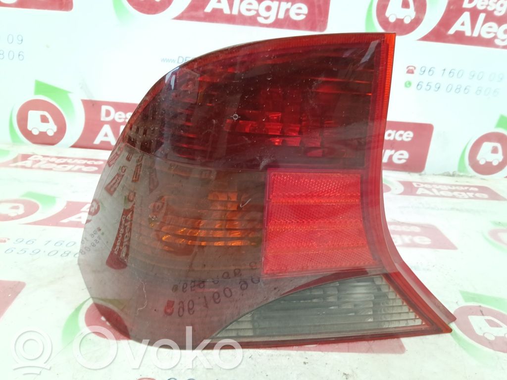 Luz trasera/de freno   1M5113405BB