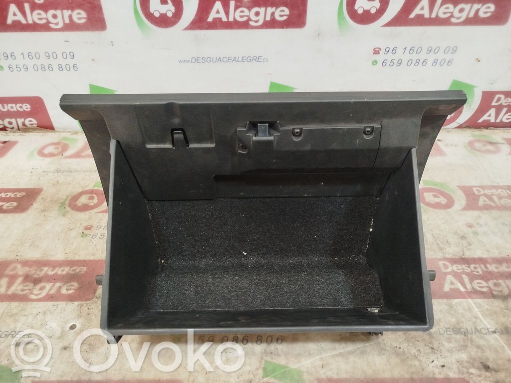 Guantera   4S71A06044