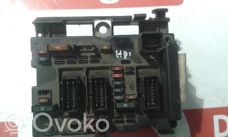 Ramka / Moduł bezpieczników   9650664180