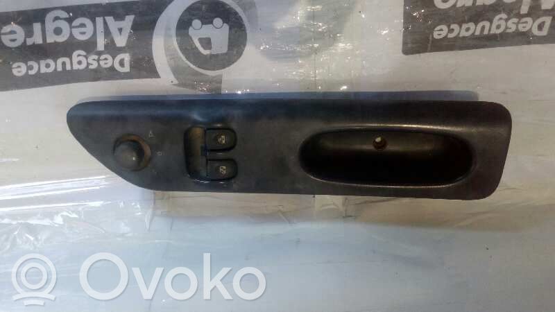 Electric window control switch   7700417103
