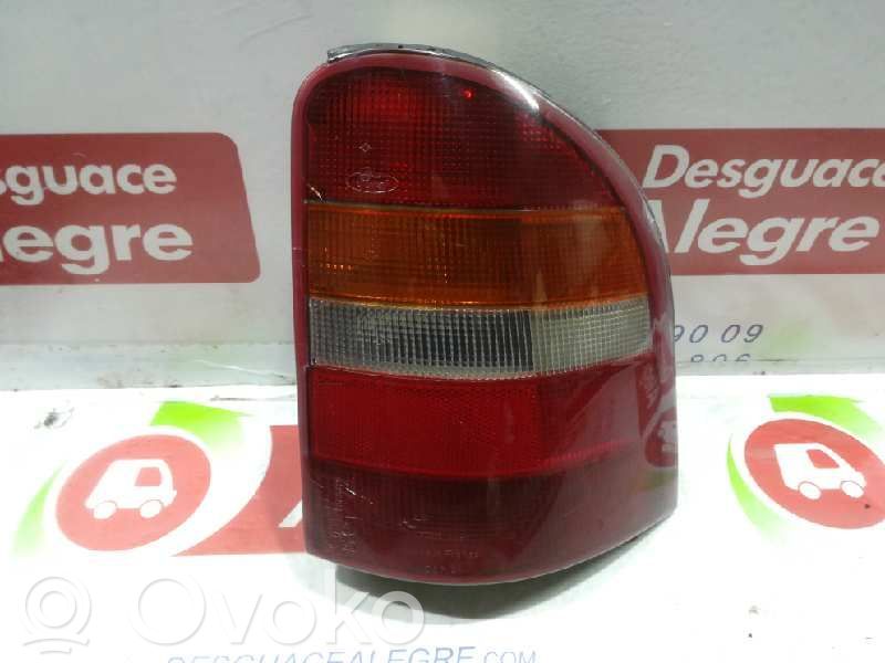 Ford Mondeo MK I Luci posteriori
