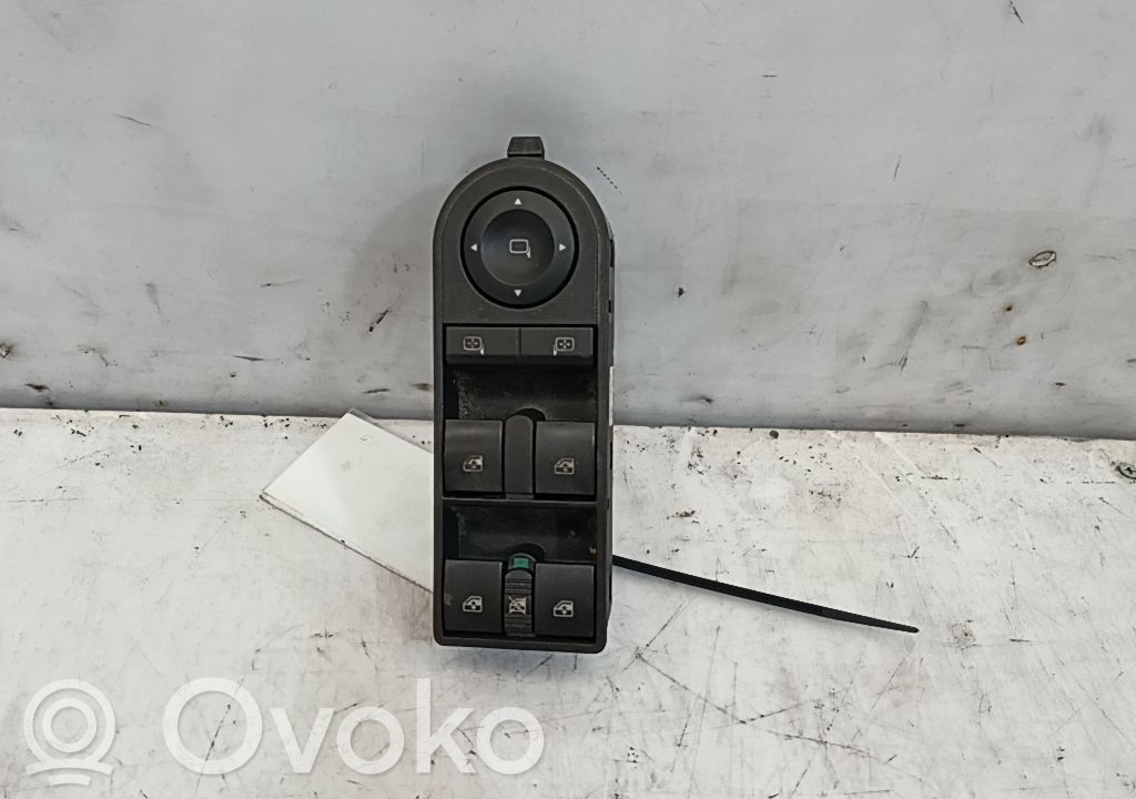 Opel Zafira B Schalter el. Fensterheber