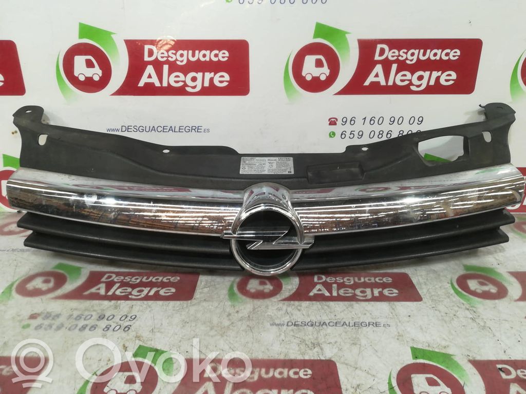 Opel Astra H Grilă față 