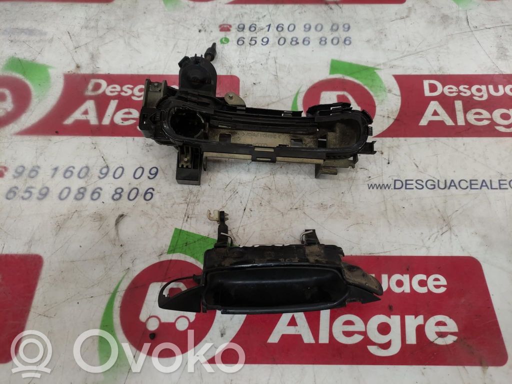Audi A4 S4 B7 8E 8H Etuoven ulkokahva 