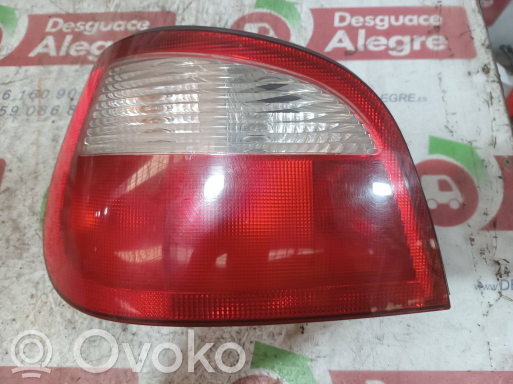Renault Megane I Lampa tylna 