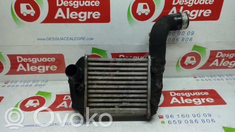 Audi A4 S4 B7 8E 8H Radiatore intercooler 