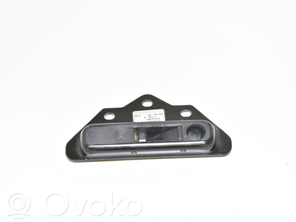 BMW 1 E82 E88 Cita virsbūves detaļa 