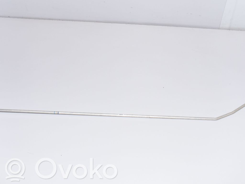 BMW i3 Ilmastointilaitteen putki (A/C) 