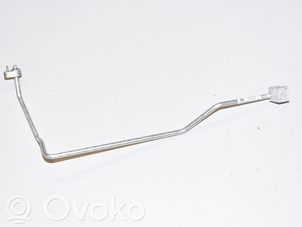 BMW i3 Ilmastointilaitteen putki (A/C) 