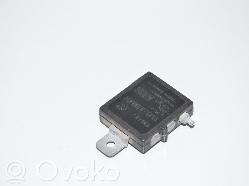 BMW 3 E36 Antenos stiprintuvas 