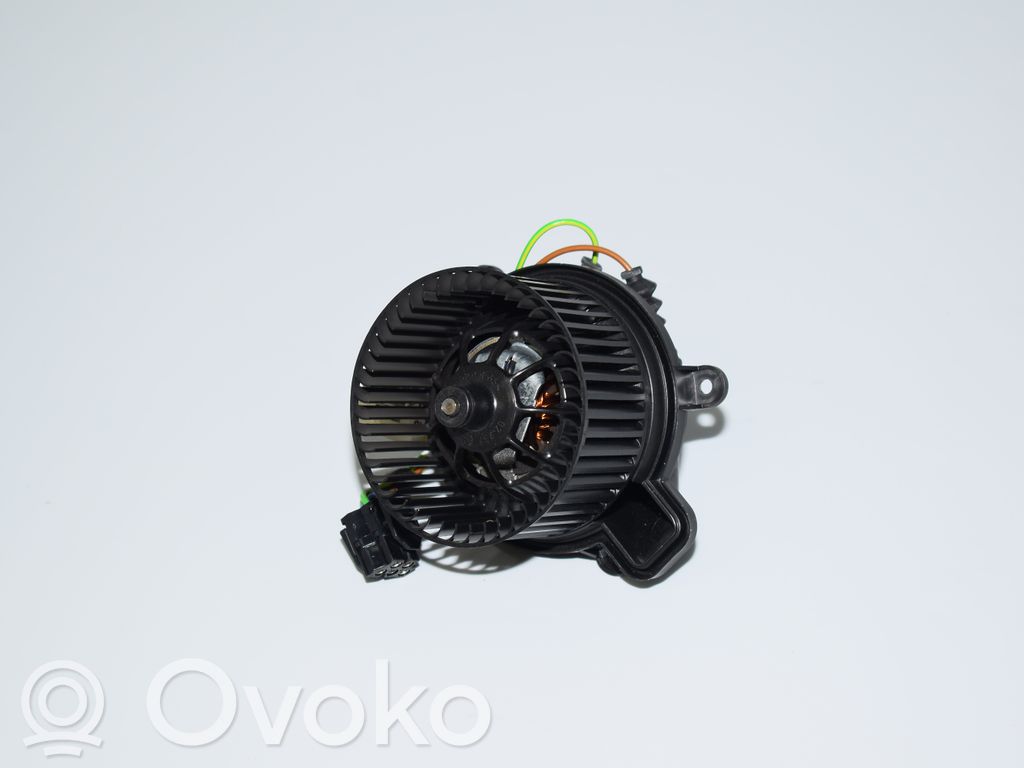 BMW X5 E53 Вентилятор печки 