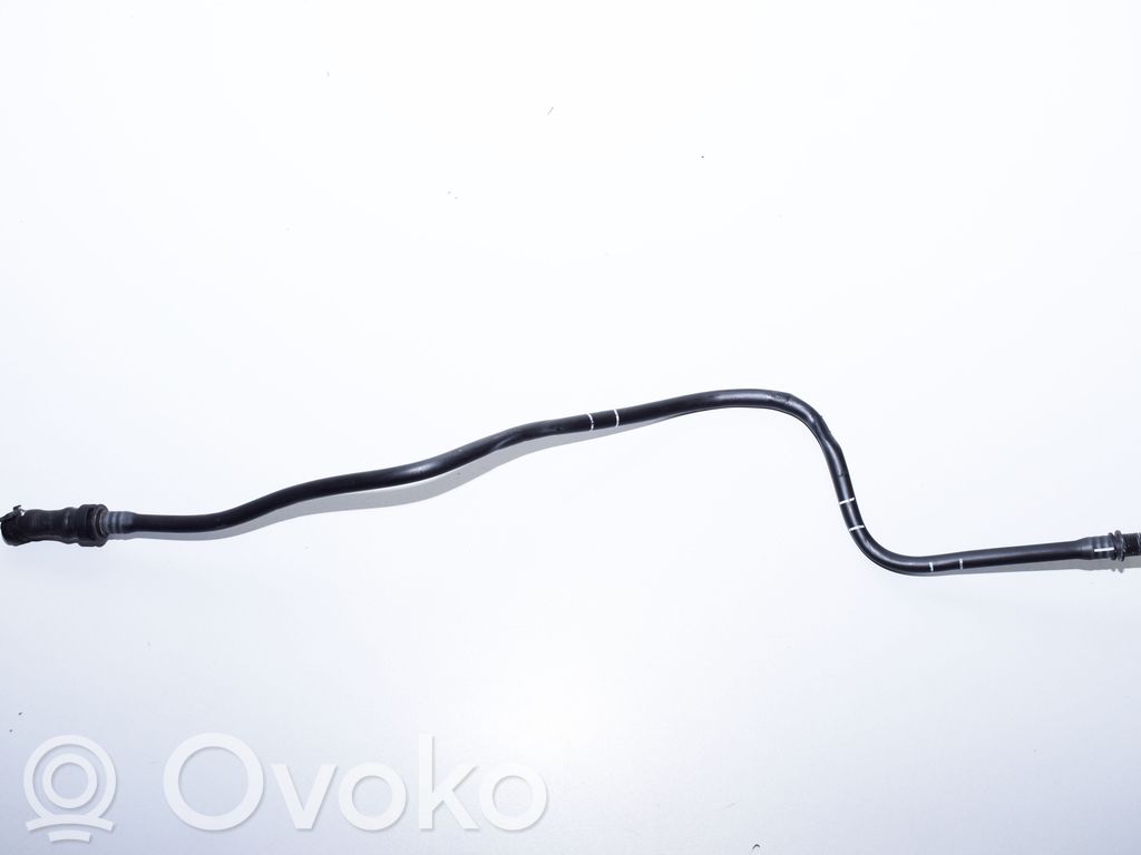 BMW i3 Engine coolant pipe/hose 