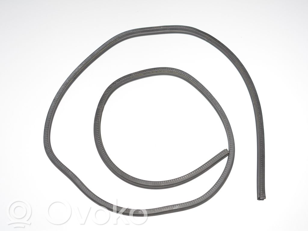 BMW 7 E65 E66 Engine compartment rubber 