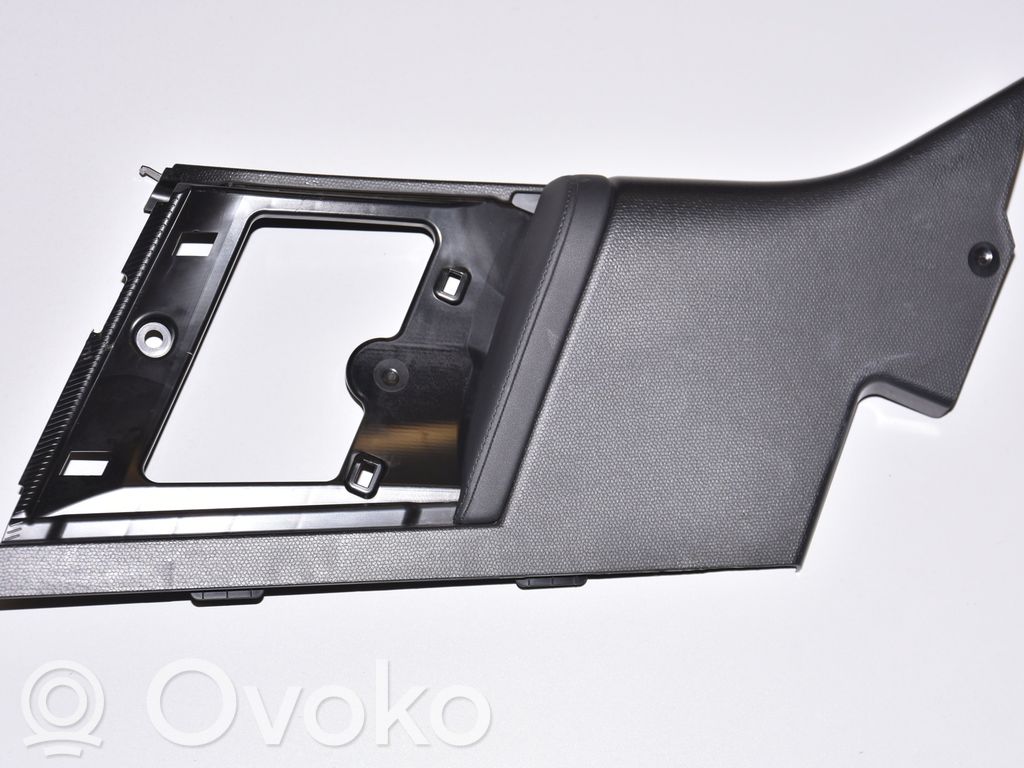 BMW i3 (C) pillar trim 