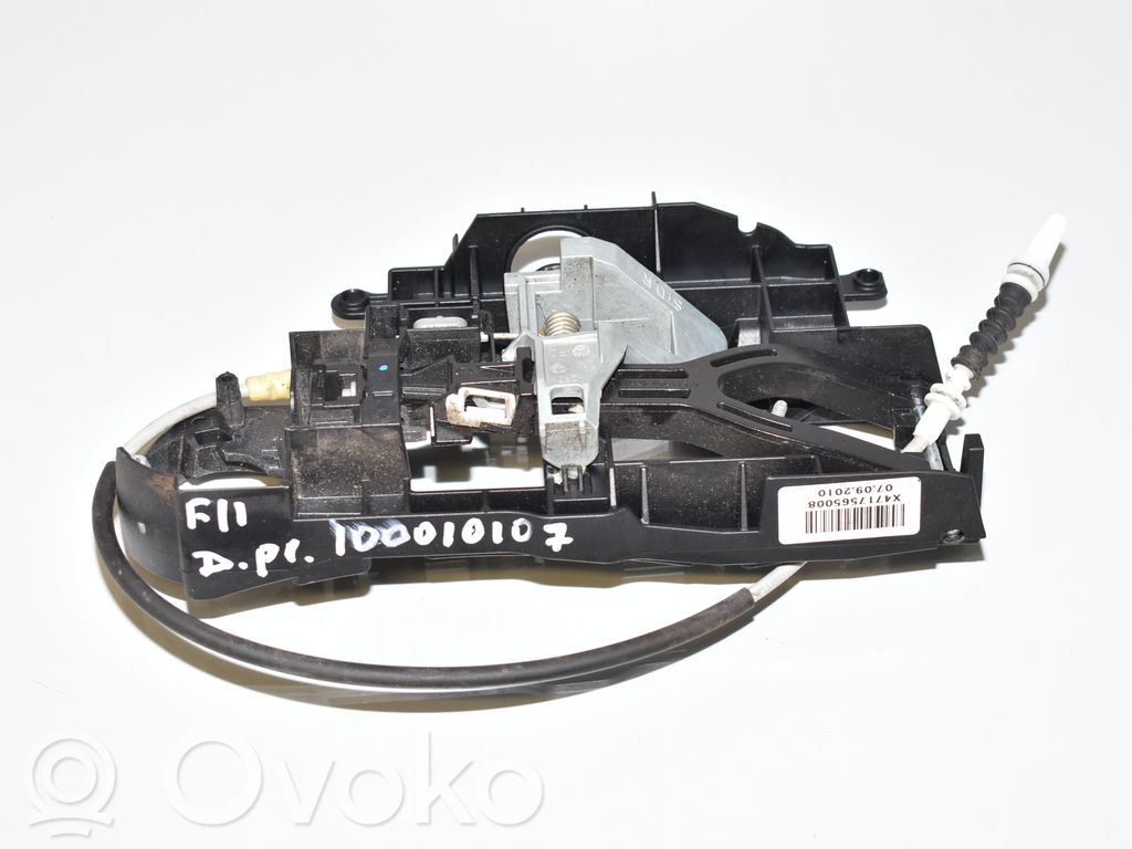 BMW 5 F10 F11 Klamka/wspornik zewnętrzny drzwi przednich 