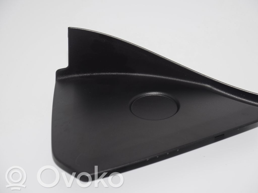 BMW i3 Panelės apdailos skydas (šoninis) 