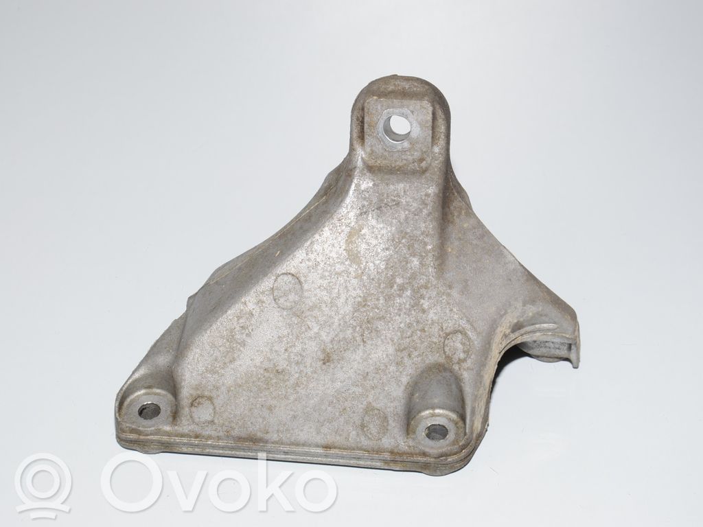 BMW 4 F36 Gran coupe Engine mounting bracket 